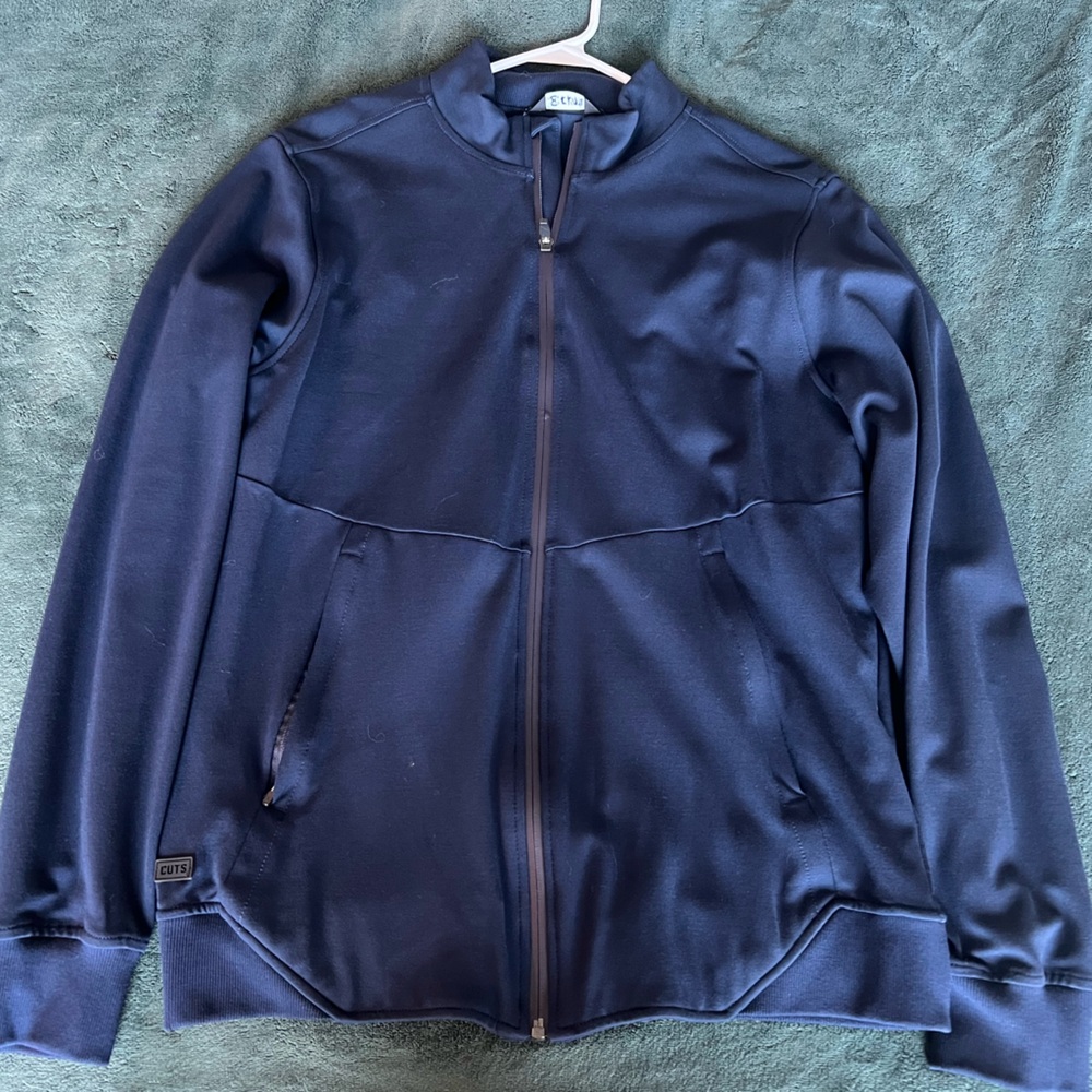 Men’s CUTS brand pullover